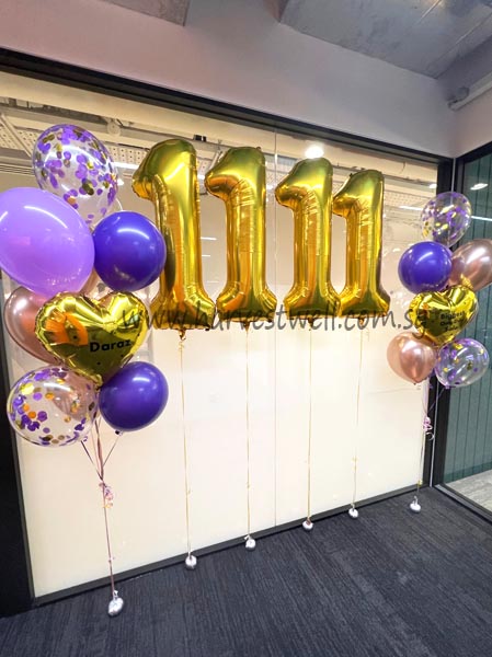 Personalised Purple Kiss Megaloon Balloon Bundle Set